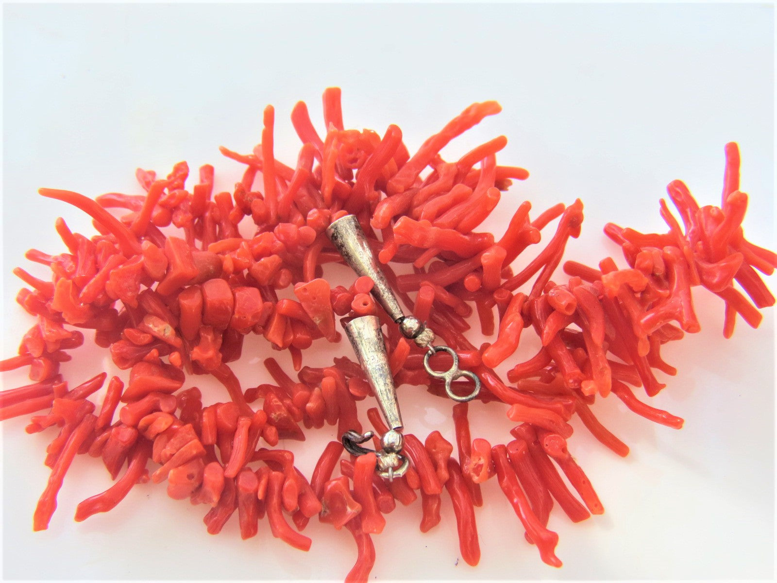 Vintage Navajo Handmade Sterling Silver Graduated Red Branch Coral